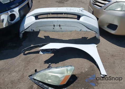 2005 Honda Accord 2.4 Lx z USA, uszkodzony, nr VIN 1HGCM56465A107128